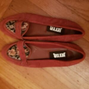 Women flats 7 1/2  leather suede